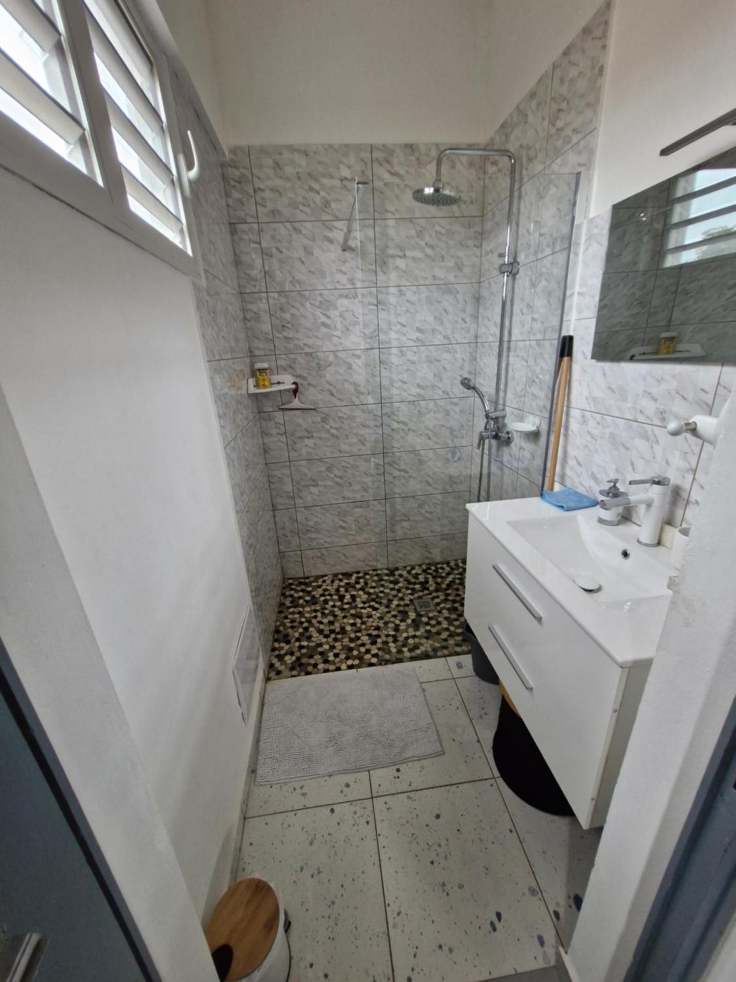 Chambres D'Hotes Dans Villa A Chateauboeuf Fort-de-France Exterior foto